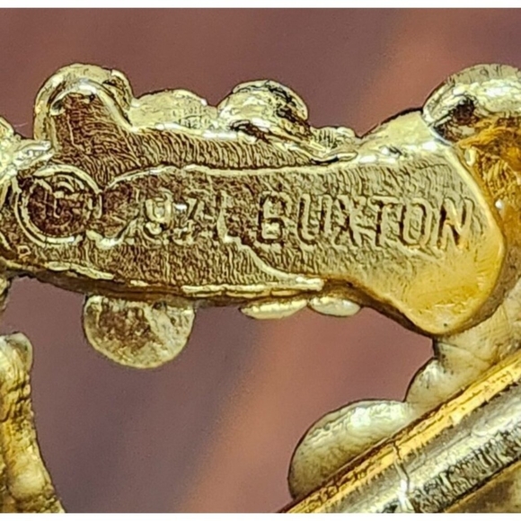 Vintage Buxton Belt Buckle “Lion and Lamb” Gold-Tone Collectible Americana - Picture 7 of 12